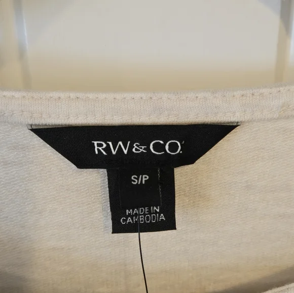 RW&CO. - Picture 5 of 7